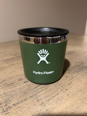 Hydro Flask Green Insulated Cup with Black Lid